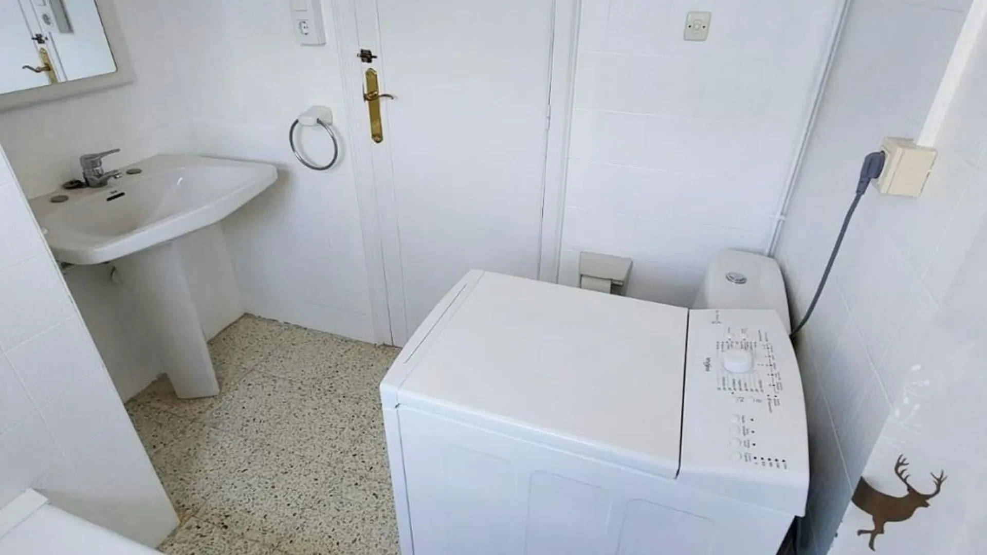 Apartamento Cerca De La Playa Con Parking Y Admite Mascotas En Llanca - Es-170-4 Apartment