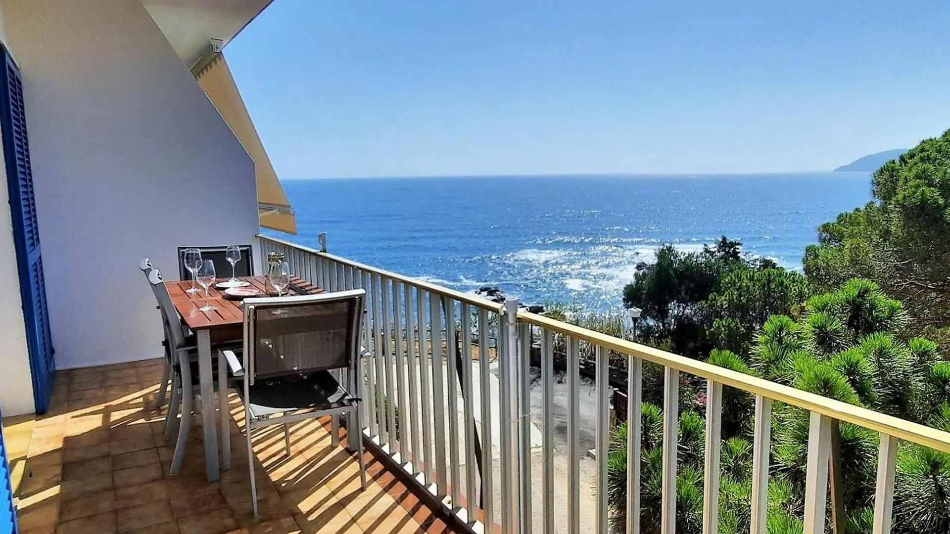 Apartamento Cerca De La Playa Con Parking Y Admite Mascotas En Llanca - Es-170-4