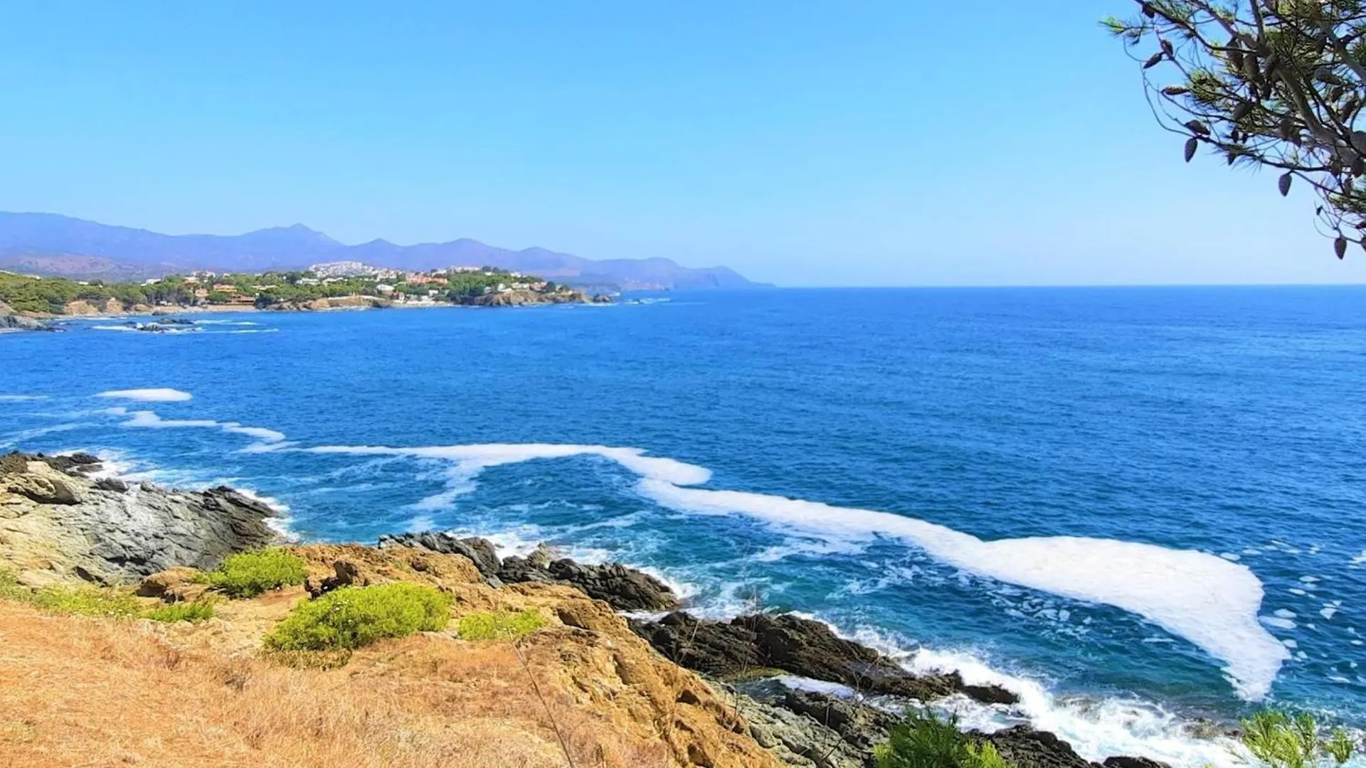 Apartamento Cerca De La Playa Con Parking Y Admite Mascotas En Llanca - Es-170-4 Spanyolország