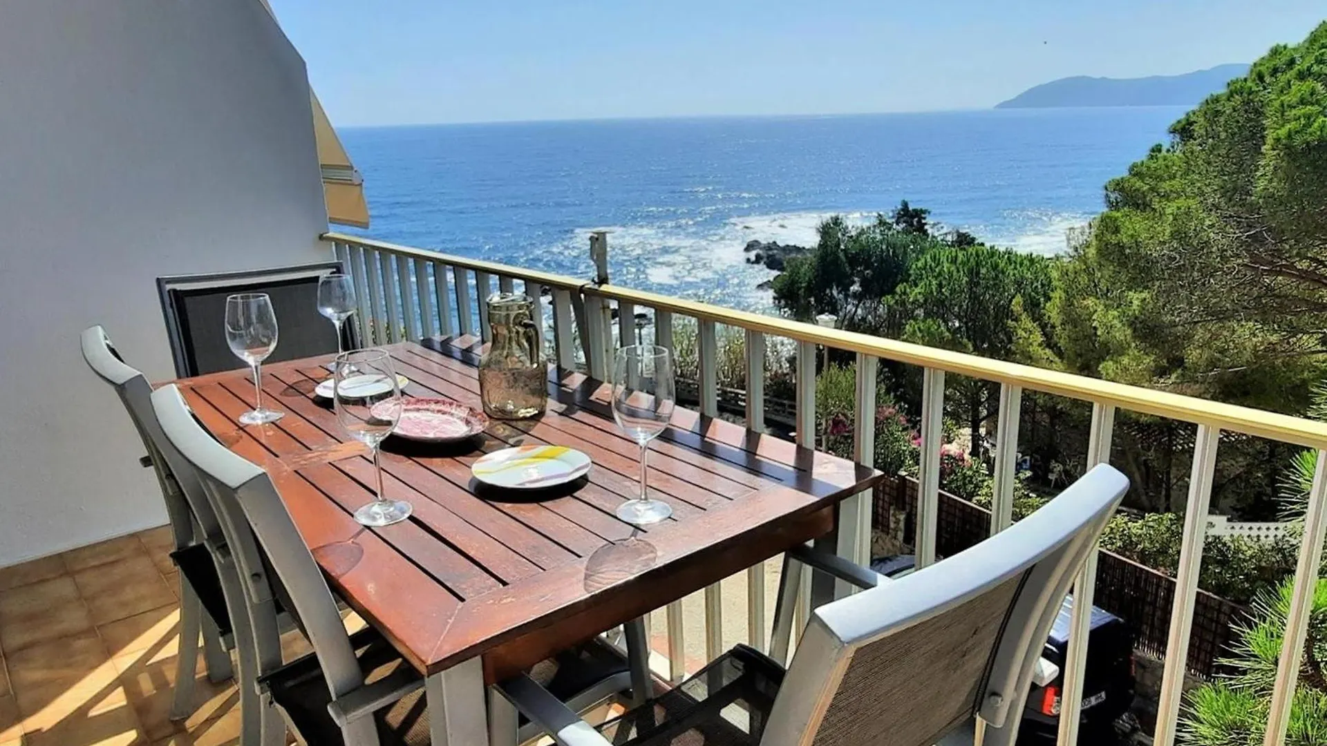 Apartamento Cerca De La Playa Con Parking Y Admite Mascotas En Llanca - Es-170-4 0*,  Spain